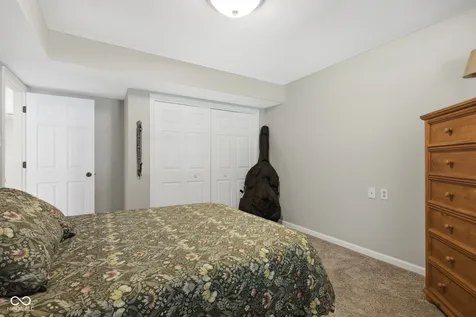 7366 Glennmore Drive Indianapolis IN 46256