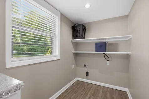 7366 Glennmore Drive Indianapolis IN 46256