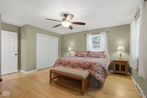 7366 Glennmore Drive Indianapolis IN 46256