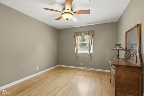 7366 Glennmore Drive Indianapolis IN 46256