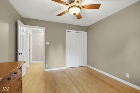 7366 Glennmore Drive Indianapolis IN 46256