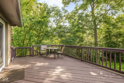 7366 Glennmore Drive Indianapolis IN 46256