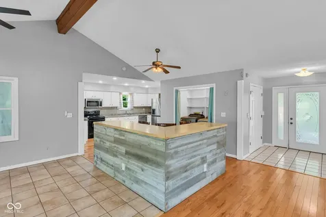 5866 S 50 W Trafalgar IN 46181