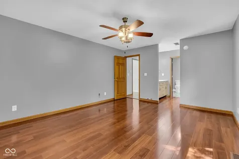5866 S 50 W Trafalgar IN 46181