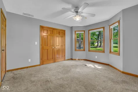 5866 S 50 W Trafalgar IN 46181