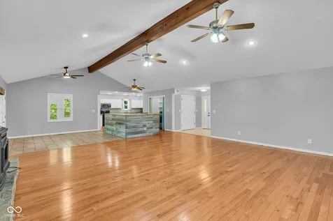 5866 S 50 W Trafalgar IN 46181