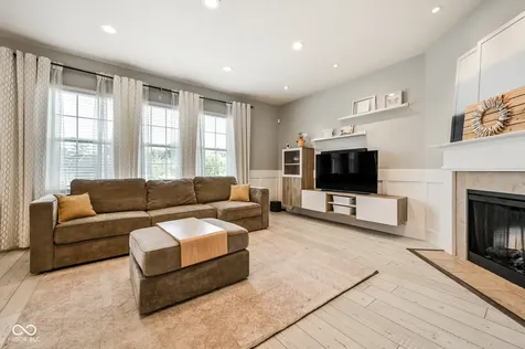 6558 W Dickens Crossing Mccordsville IN 46055