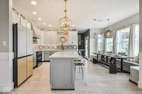 6558 W Dickens Crossing Mccordsville IN 46055
