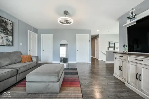 6558 W Dickens Crossing Mccordsville IN 46055