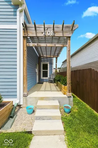 408 E Minnesota Street Indianapolis IN 46225