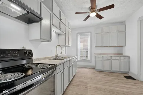 3153 Graceland Indianapolis IN 46208