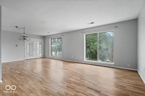 5022 Allisonville Road Indianapolis IN 46205