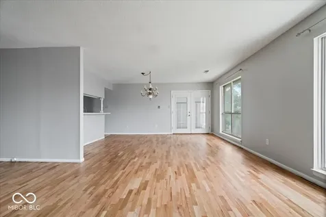 5022 Allisonville Road Indianapolis IN 46205