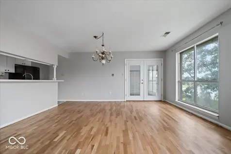 5022 Allisonville Road Indianapolis IN 46205