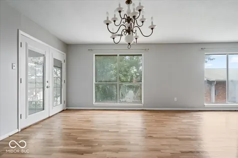 5022 Allisonville Road Indianapolis IN 46205
