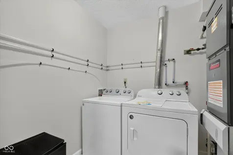 962 Lenox Lane Carmel IN 46032