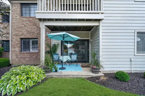 962 Lenox Lane Carmel IN 46032