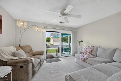 962 Lenox Lane Carmel IN 46032