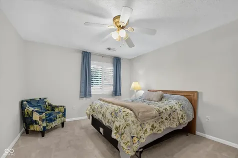 962 Lenox Lane Carmel IN 46032