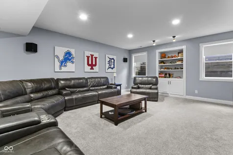 10658 Reel Creek Lane Brownsburg IN 46112