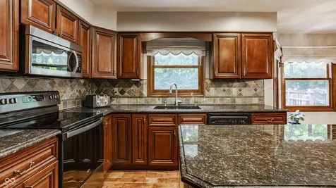 8407 Galley Court Indianapolis IN 46236