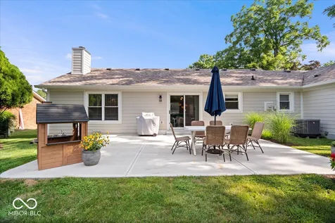 8201 Bittern Lane Indianapolis IN 46256