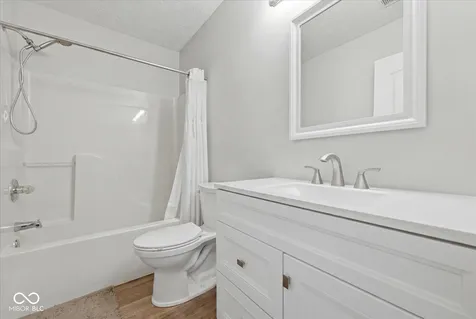 2307 Eagle Brook Drive Shelbyville IN 46176