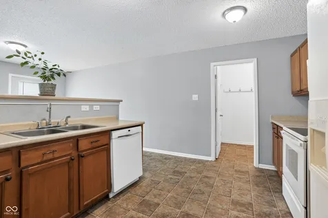 12154 Lindley Noblesville IN 46060