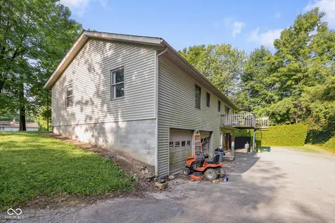 176 Ann Drive Nashville IN 47448