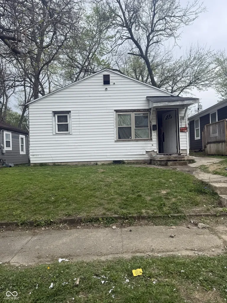 2935 N Dearborn Street Indianapolis IN 46218