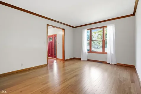 37 Penn Place Zionsville IN 46077