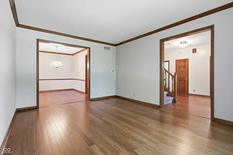 37 Penn Place Zionsville IN 46077