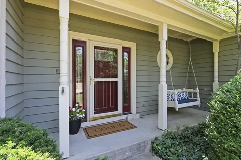 37 Penn Place Zionsville IN 46077