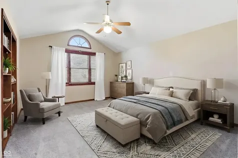 37 Penn Place Zionsville IN 46077