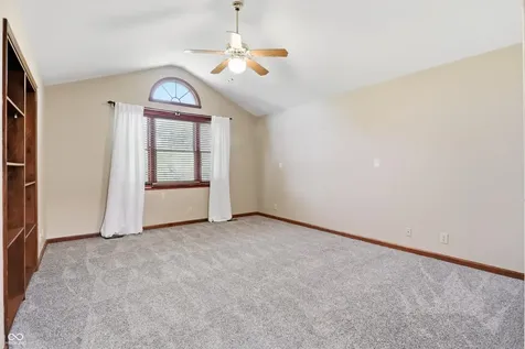 37 Penn Place Zionsville IN 46077