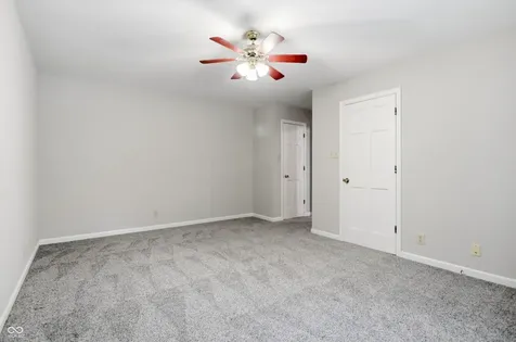 37 Penn Place Zionsville IN 46077