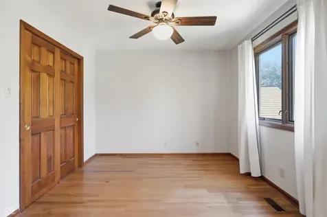 37 Penn Place Zionsville IN 46077
