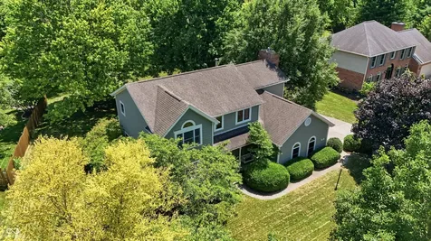 37 Penn Place Zionsville IN 46077
