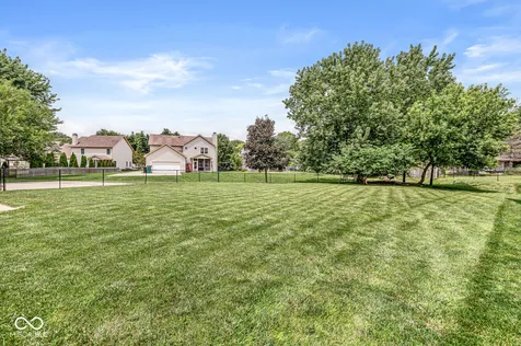 69 Carriage Lake Drive Brownsburg IN 46112
