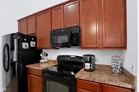 5678 Augusta Woods Drive Plainfield IN 46168