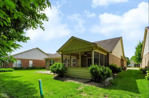 5678 Augusta Woods Drive Plainfield IN 46168