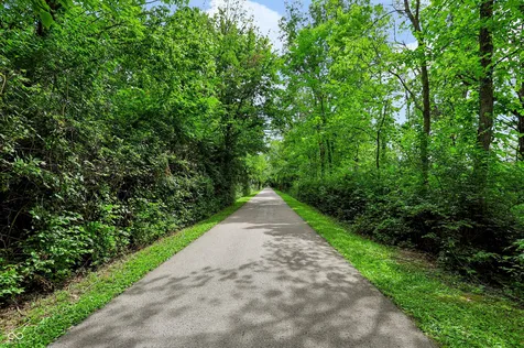 5678 Augusta Woods Drive Plainfield IN 46168