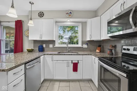 1705 Sturbridge Road Indianapolis IN 46260