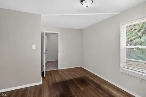 7642 E 34th Place Indianapolis IN 46226