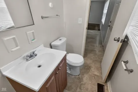 7642 E 34th Place Indianapolis IN 46226