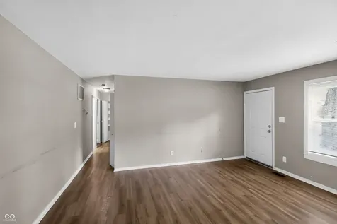 7642 E 34th Place Indianapolis IN 46226