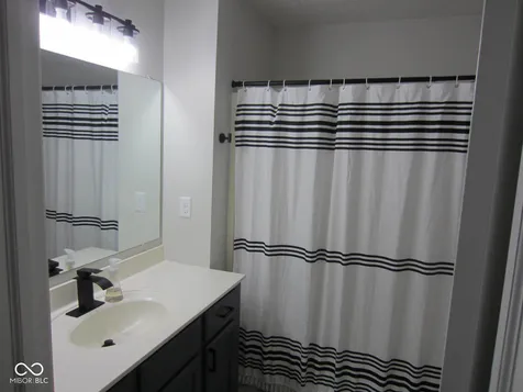 9035 Bailey Way Fishers IN 46037
