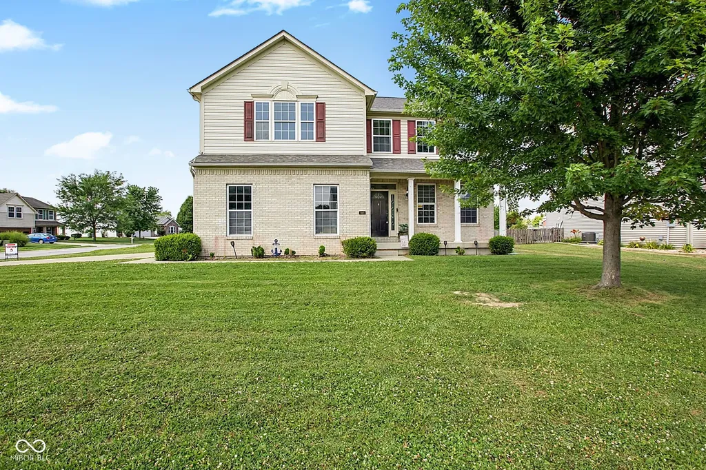 2410 Mcgregor Drive Avon IN 46123