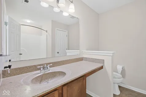 2410 Mcgregor Drive Avon IN 46123