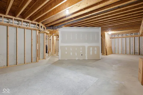 2410 Mcgregor Drive Avon IN 46123